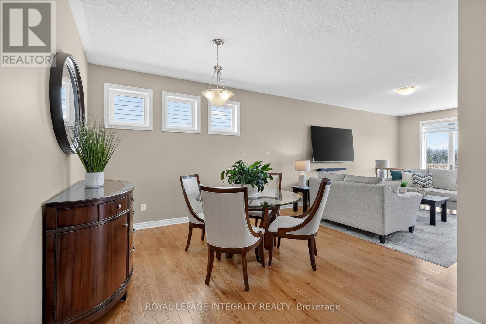 724 Parade Drive, Ottawa, ON - Indoor Photo Showing Dining Room