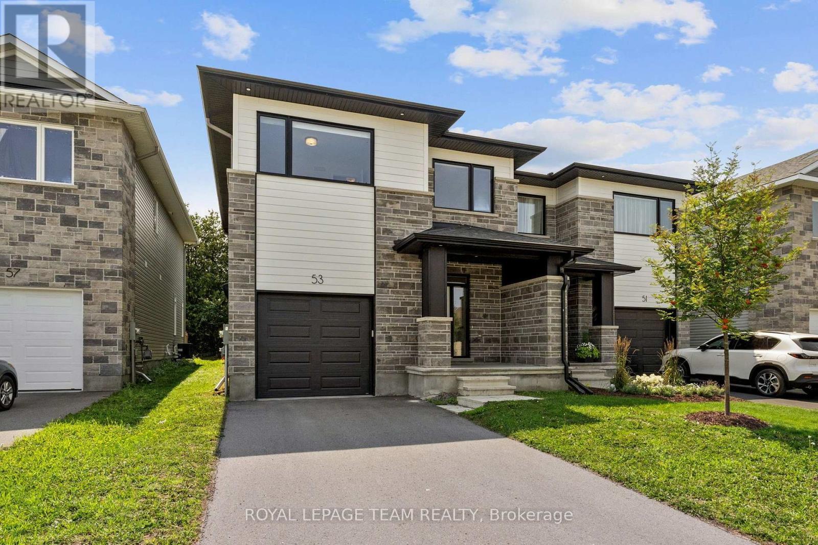 53 Mac Beattie Drive, Arnprior, ON - Outdoor With Facade