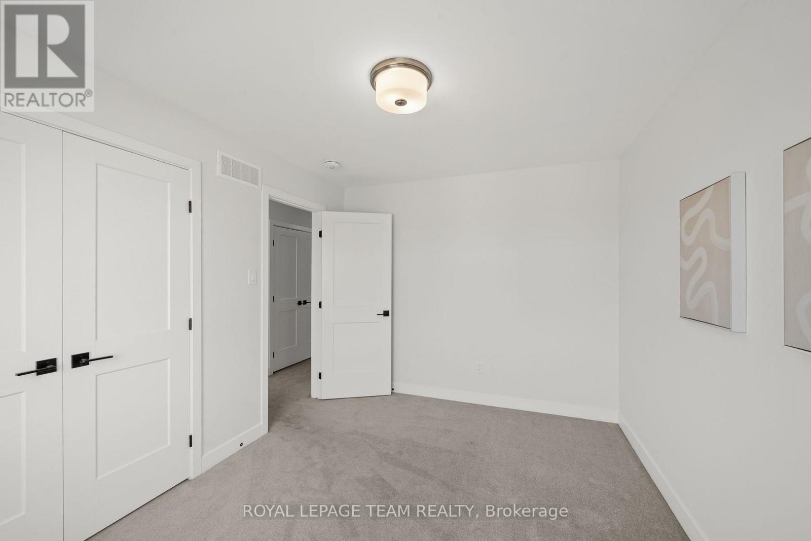 53 Mac Beattie Drive, Arnprior, ON - Indoor Photo Showing Other Room