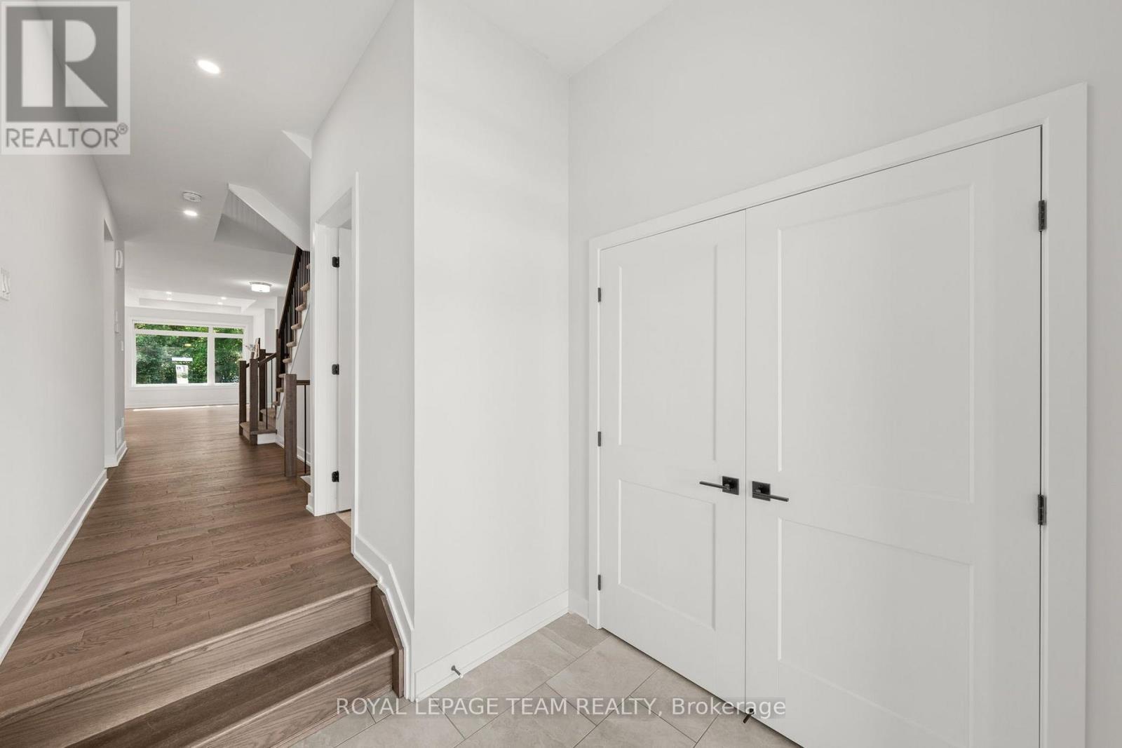 53 Mac Beattie Drive, Arnprior, ON - Indoor Photo Showing Other Room