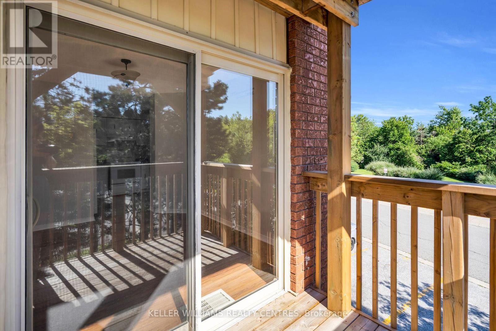 2 - 22 Meadow Lane, Barrie, ON - Outdoor With Exterior
