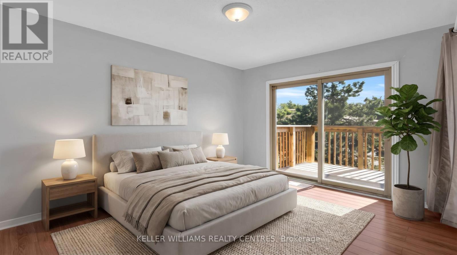 2 - 22 Meadow Lane, Barrie, ON - Indoor Photo Showing Bedroom