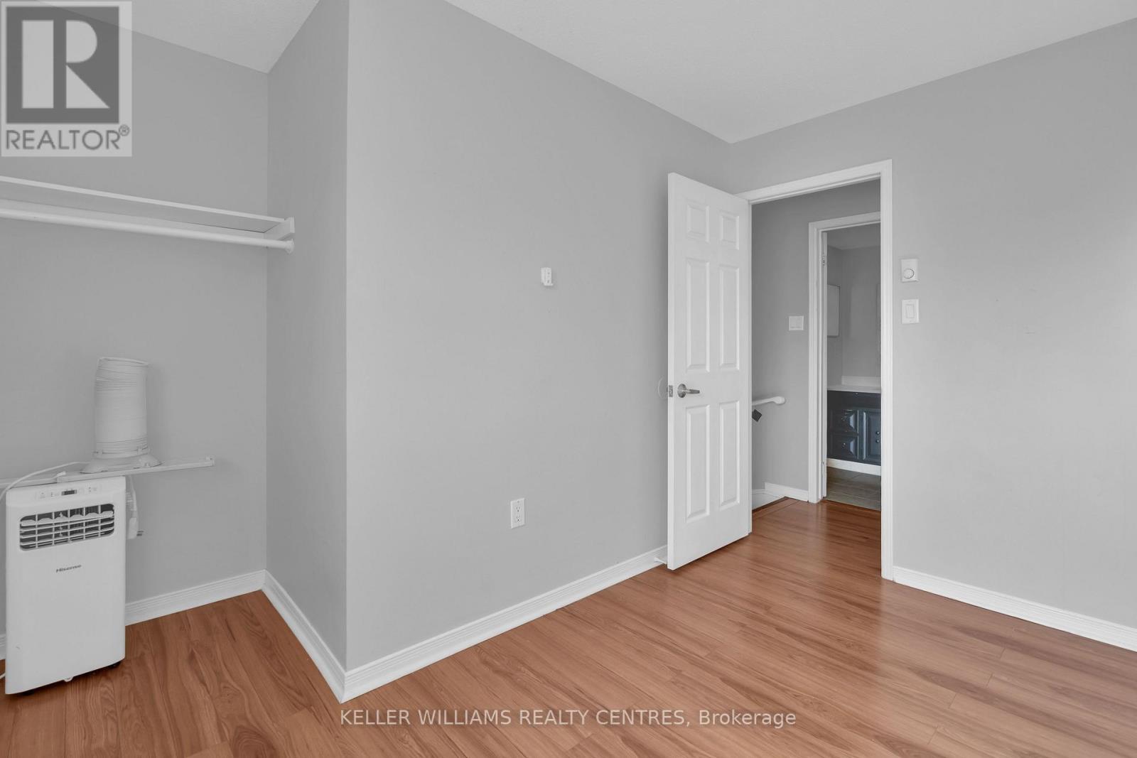 2 - 22 Meadow Lane, Barrie, ON - Indoor Photo Showing Other Room