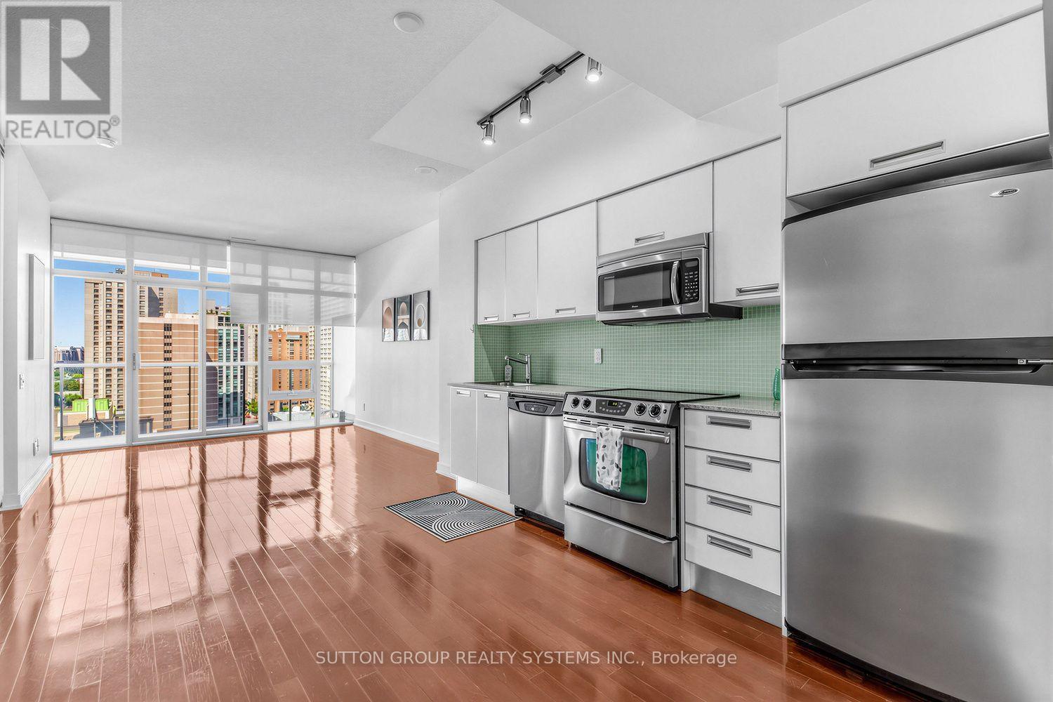 1406 - 33 Charles Street E, Toronto, ON - Indoor Photo Showing Kitchen