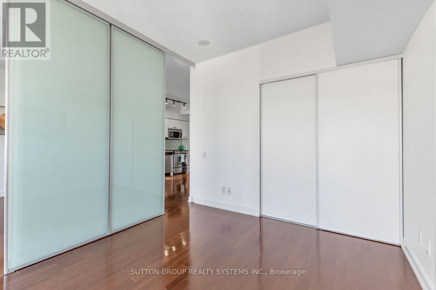 1406 - 33 Charles Street E, Toronto, ON - Indoor Photo Showing Other Room
