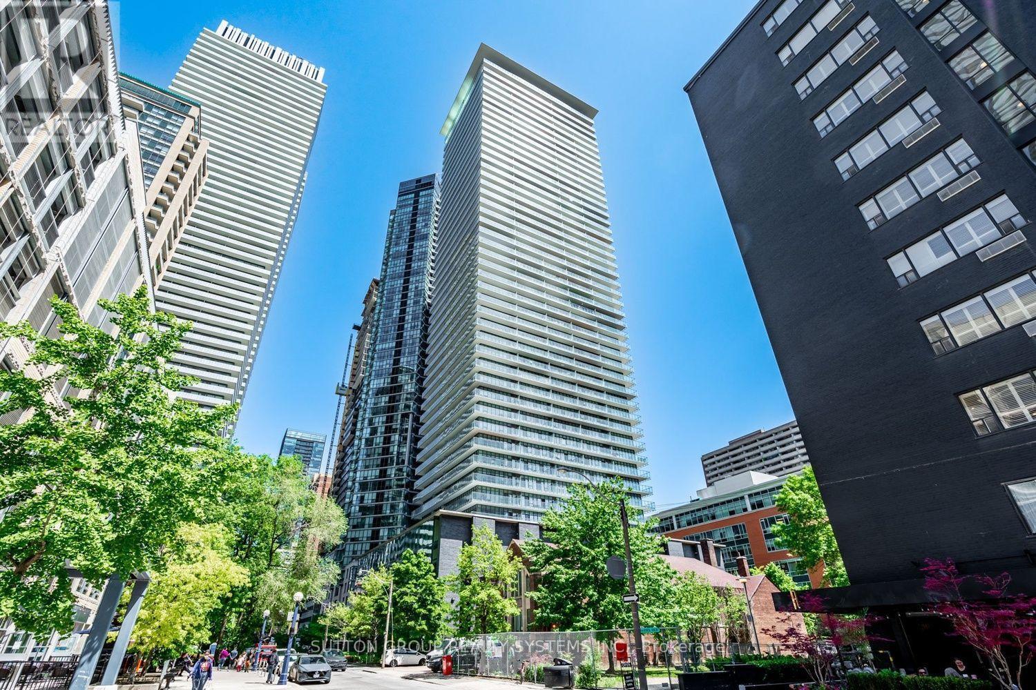 1406 - 33 Charles Street E, Toronto, ON - Outdoor With Facade