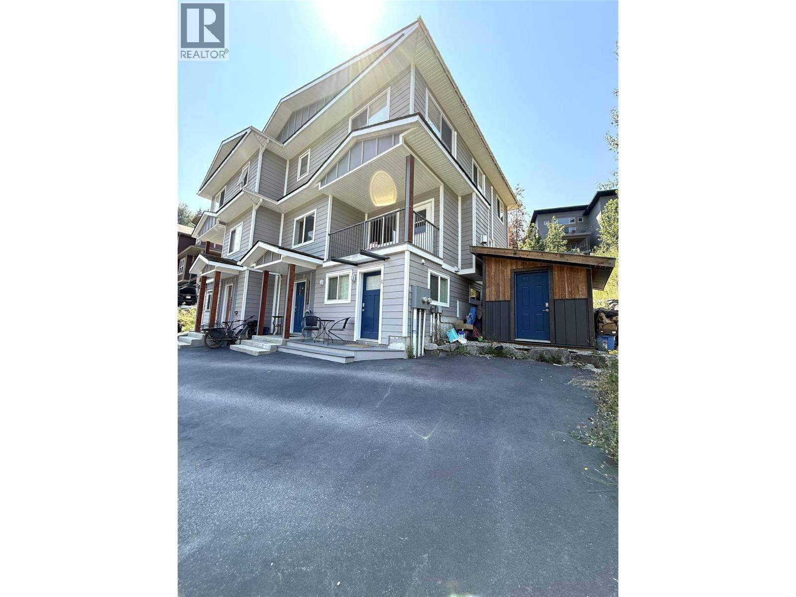 2410 Perrier Lane Unit# A, Nelson, BC - Outdoor