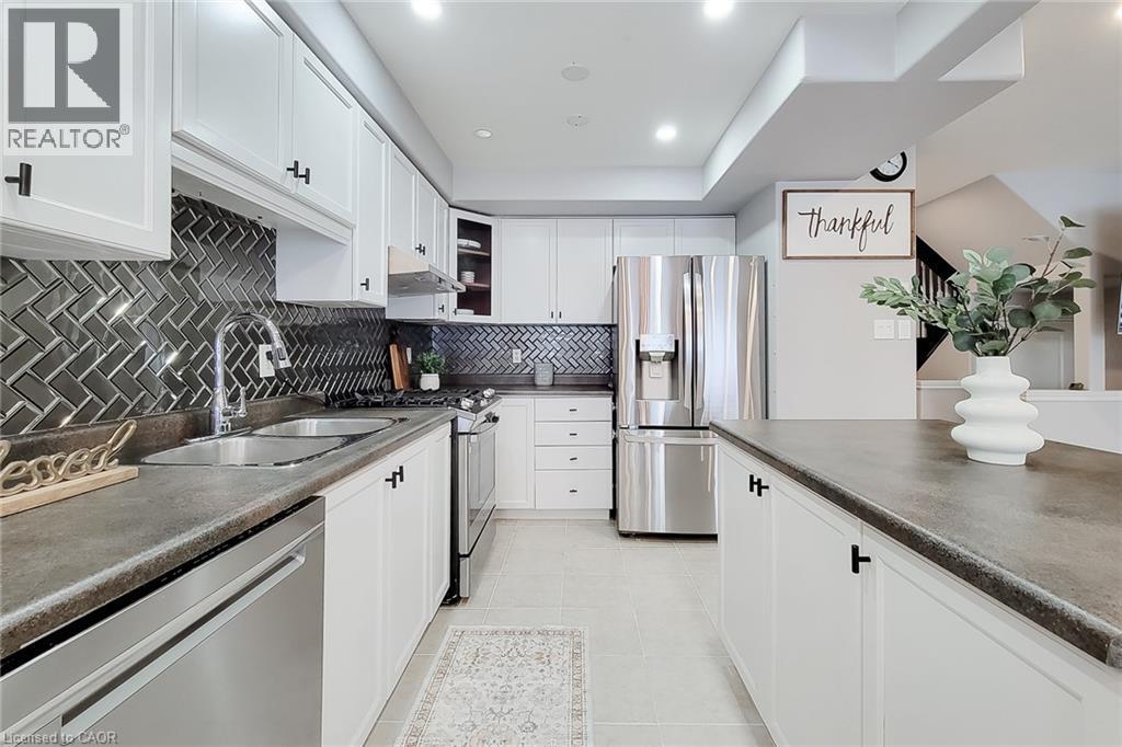 26 Magnificent Way, Binbrook, ON - Indoor Photo Showing Kitchen With Double Sink