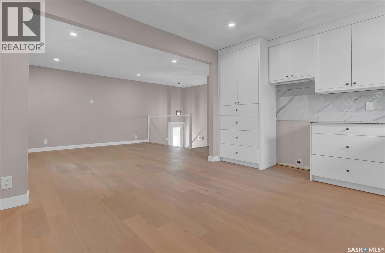 1426 Southam Street, Regina, SK - Indoor