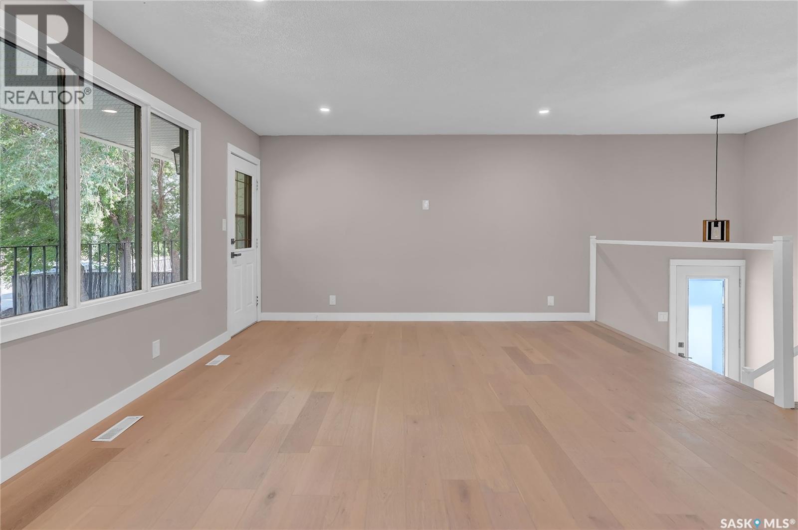 1426 Southam Street, Regina, SK - Indoor Photo Showing Other Room