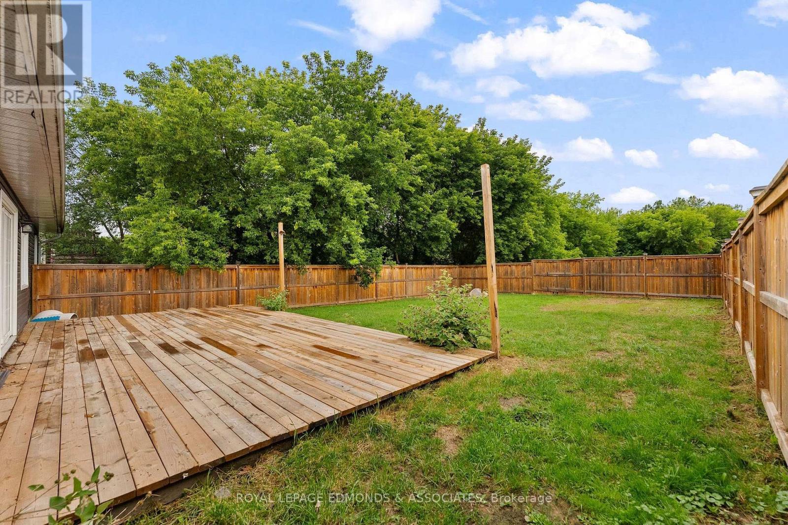 311 Julien Street, Pembroke, ON - Outdoor With Deck Patio Veranda