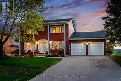 50 PAYETTE DRIVE Penetanguishene, ON L9M 1H5