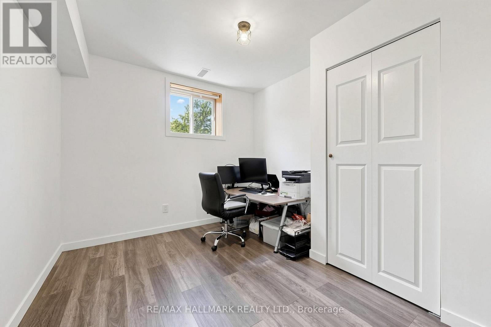 90 Barre Drive, Barrie, ON - Indoor