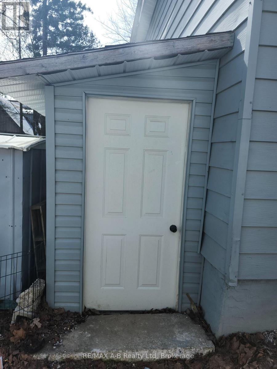 307 Erie Street, Stratford, ON - Outdoor With Exterior
