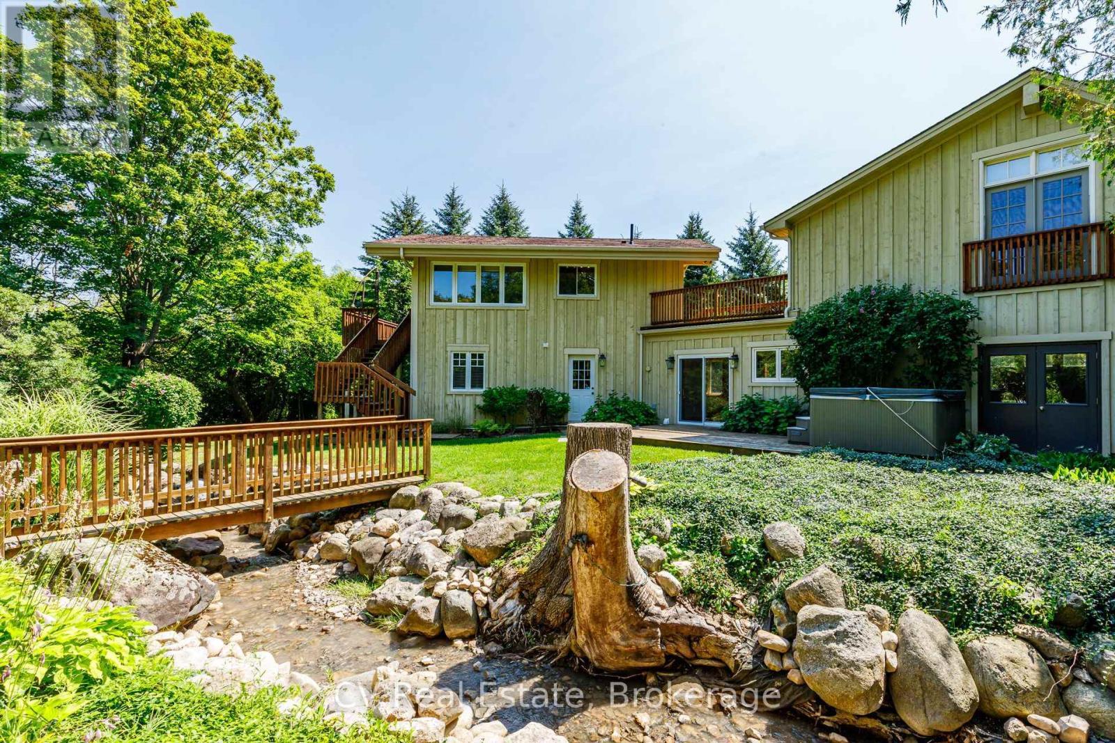 156 Chamonix Crescent, Blue Mountains, ON - Outdoor