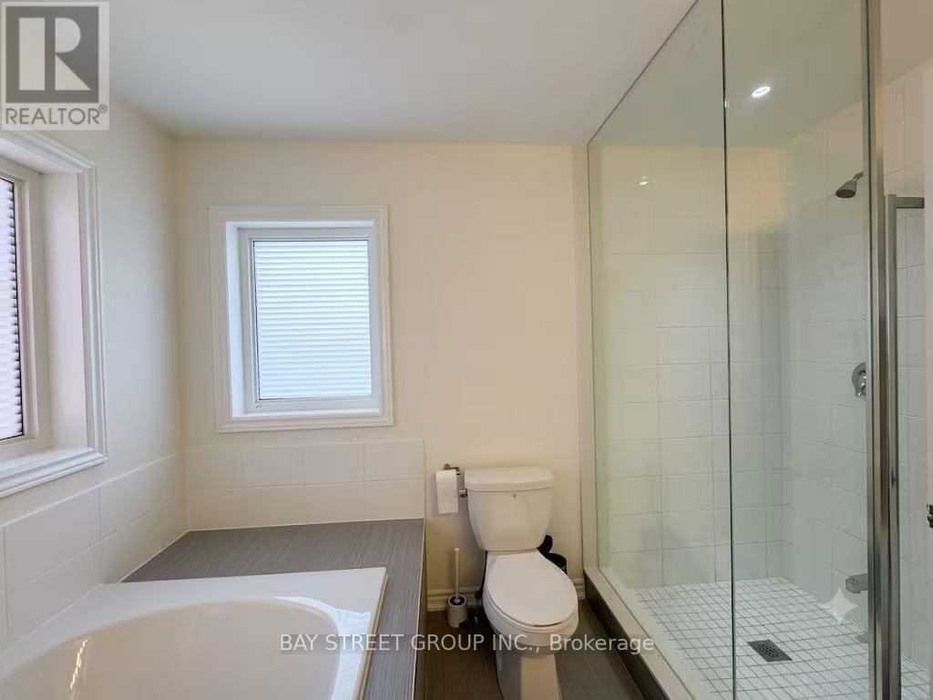 27 Samuel Crescent, Springwater, ON - Indoor Photo Showing Bathroom