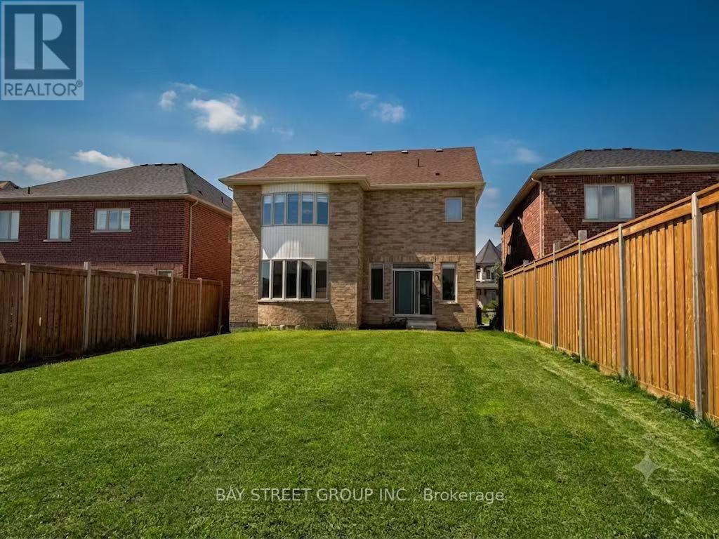 27 Samuel Crescent, Springwater, ON - Outdoor