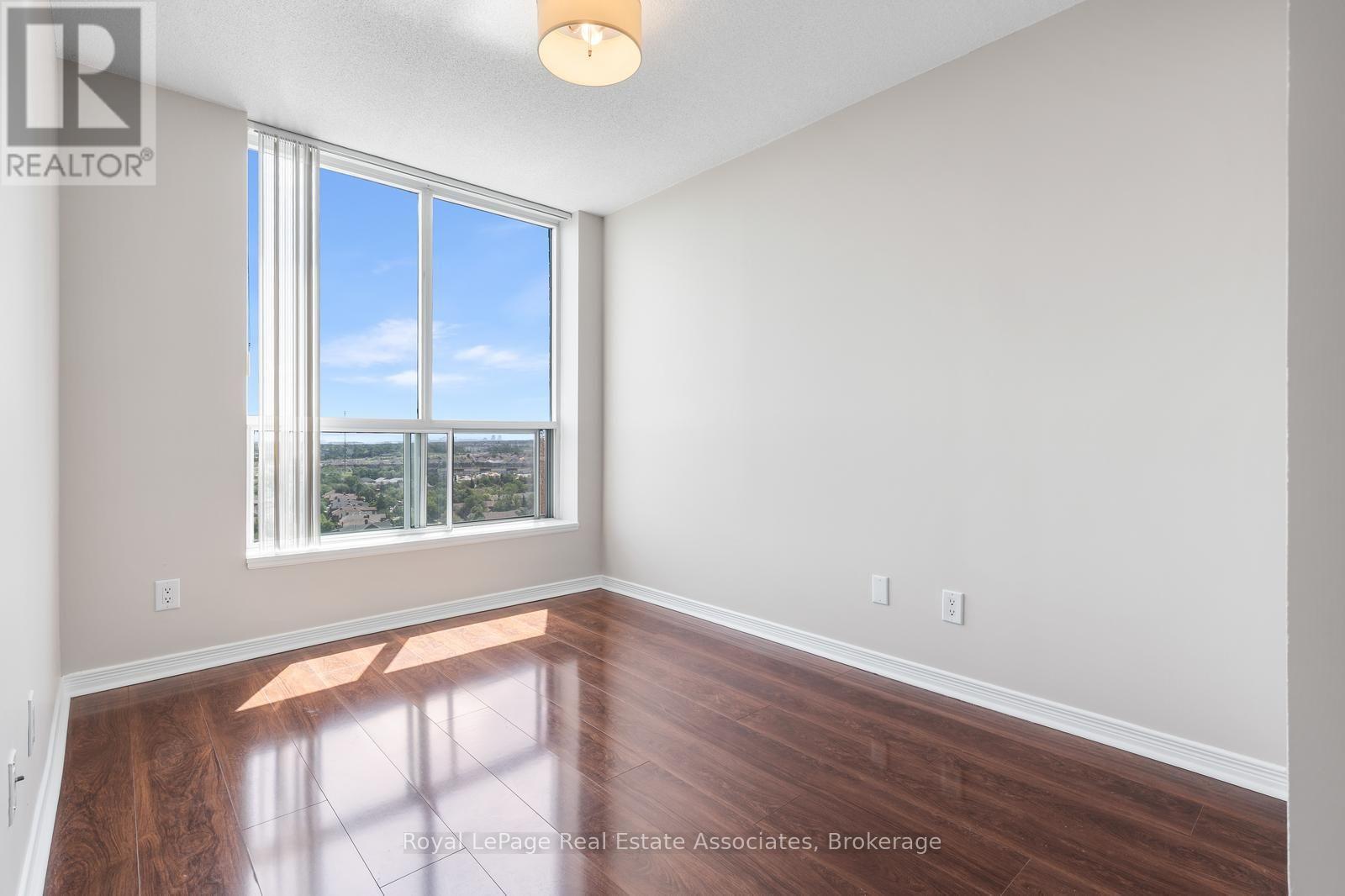 1707 - 4889 Kimbermount Avenue, Mississauga, ON - Indoor Photo Showing Other Room