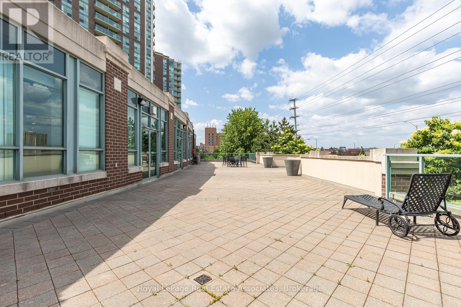 1707 - 4889 Kimbermount Avenue, Mississauga, ON - Outdoor