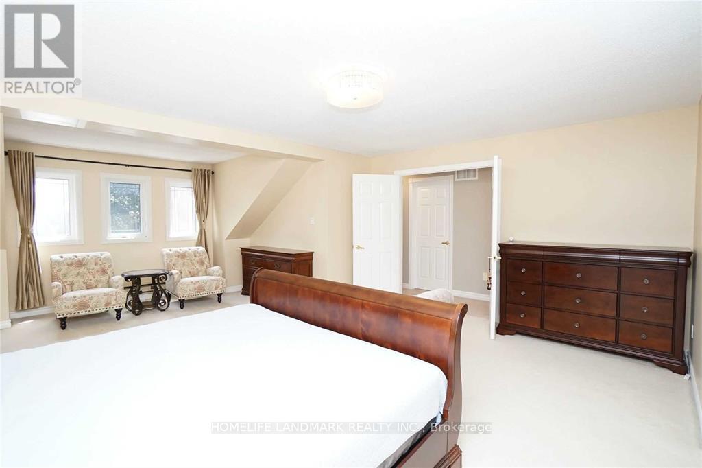 4887 Natkarni Crescent, Mississauga, ON - Indoor Photo Showing Bedroom
