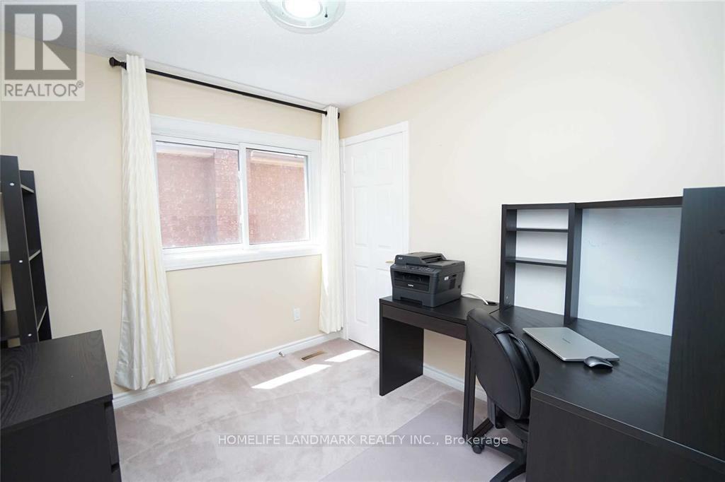 4887 Natkarni Crescent, Mississauga, ON - Indoor Photo Showing Other Room