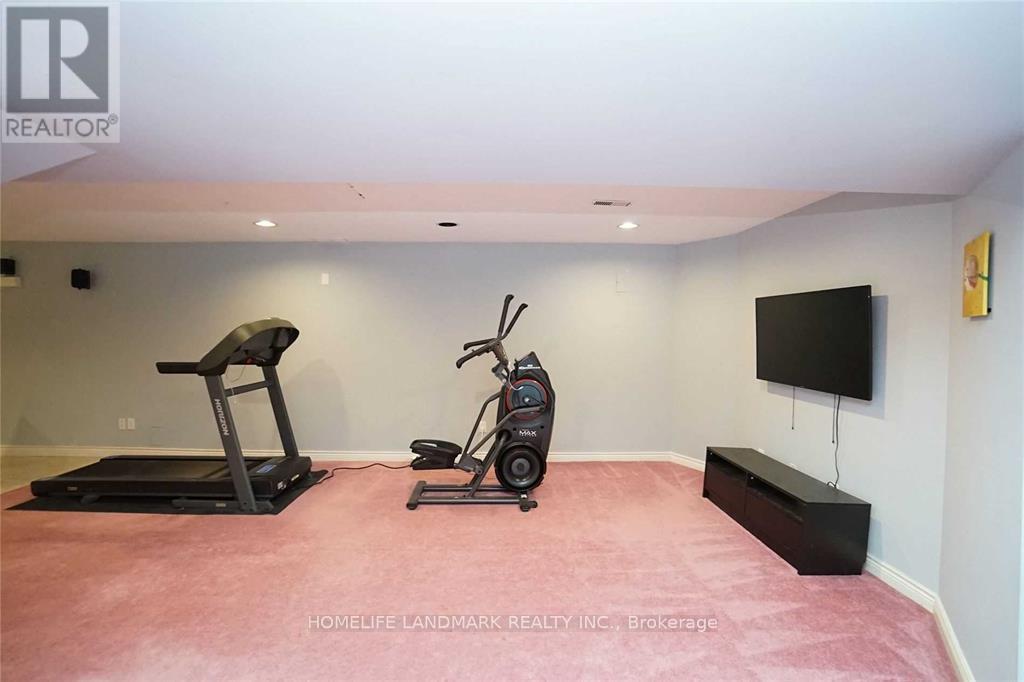 4887 Natkarni Crescent, Mississauga, ON - Indoor Photo Showing Gym Room