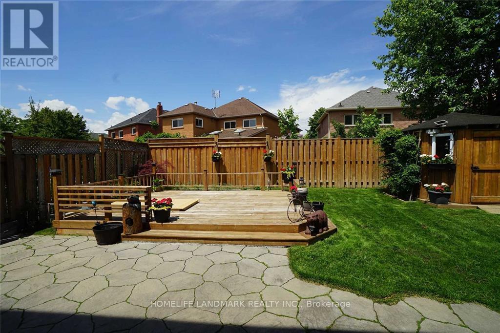 4887 Natkarni Crescent, Mississauga, ON - Outdoor