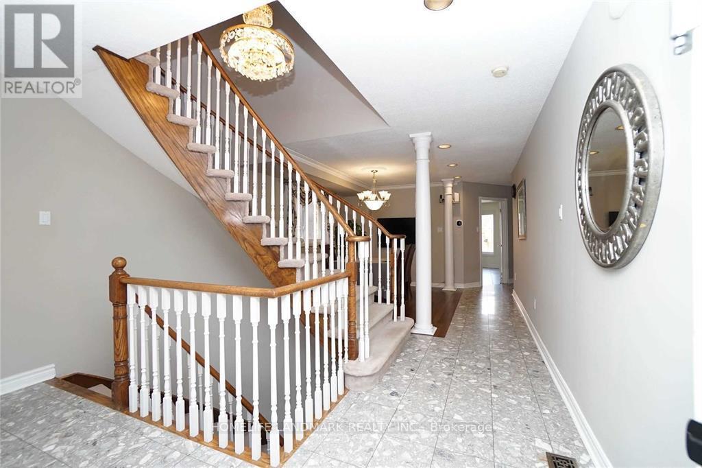 4887 Natkarni Crescent, Mississauga, ON - Indoor Photo Showing Other Room