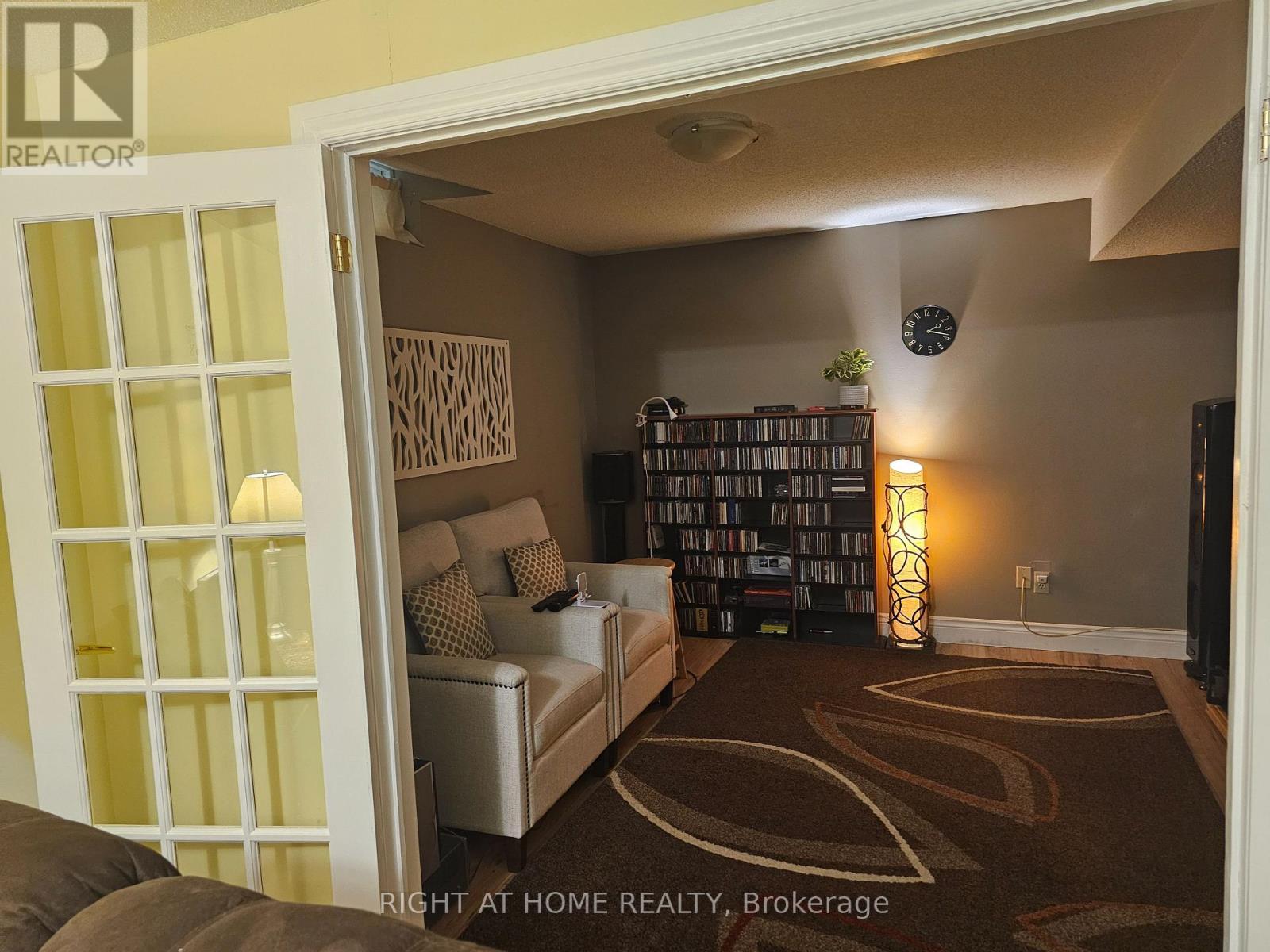 710 Ashprior Avenue, Mississauga, ON - Indoor