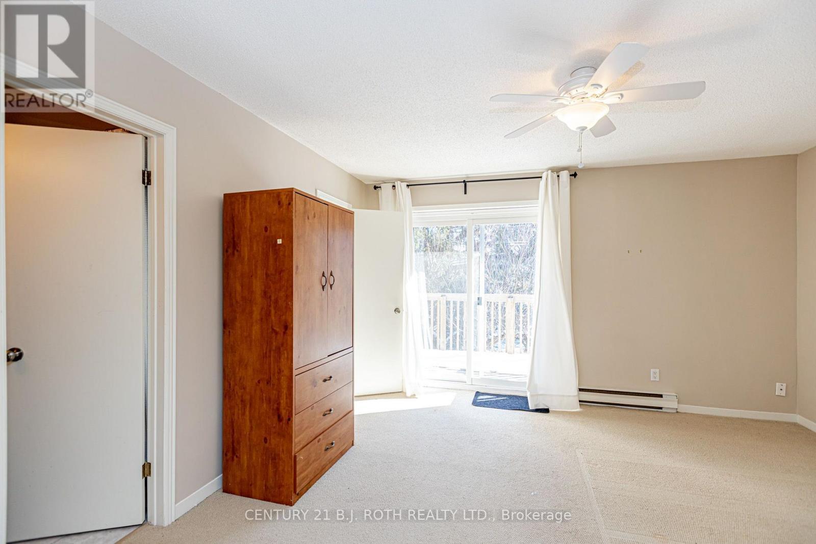 90 - 127 Alfred Street W, Blue Mountains, ON - Indoor Photo Showing Other Room