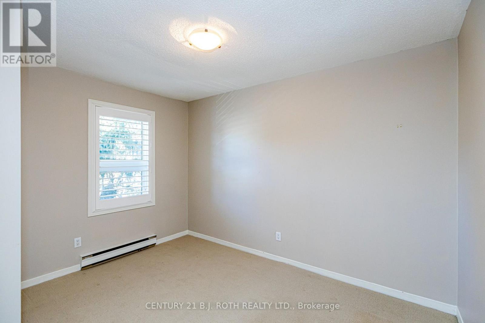 90 - 127 Alfred Street W, Blue Mountains, ON - Indoor Photo Showing Other Room