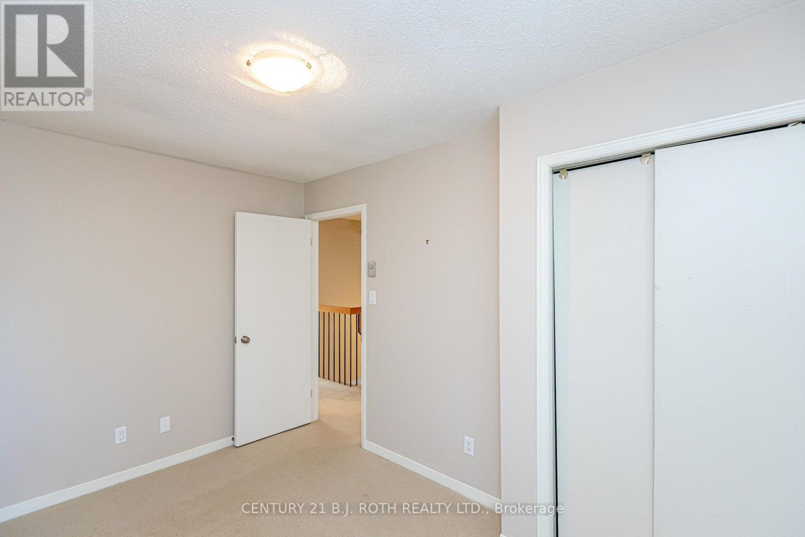 90 - 127 Alfred Street W, Blue Mountains, ON - Indoor Photo Showing Other Room