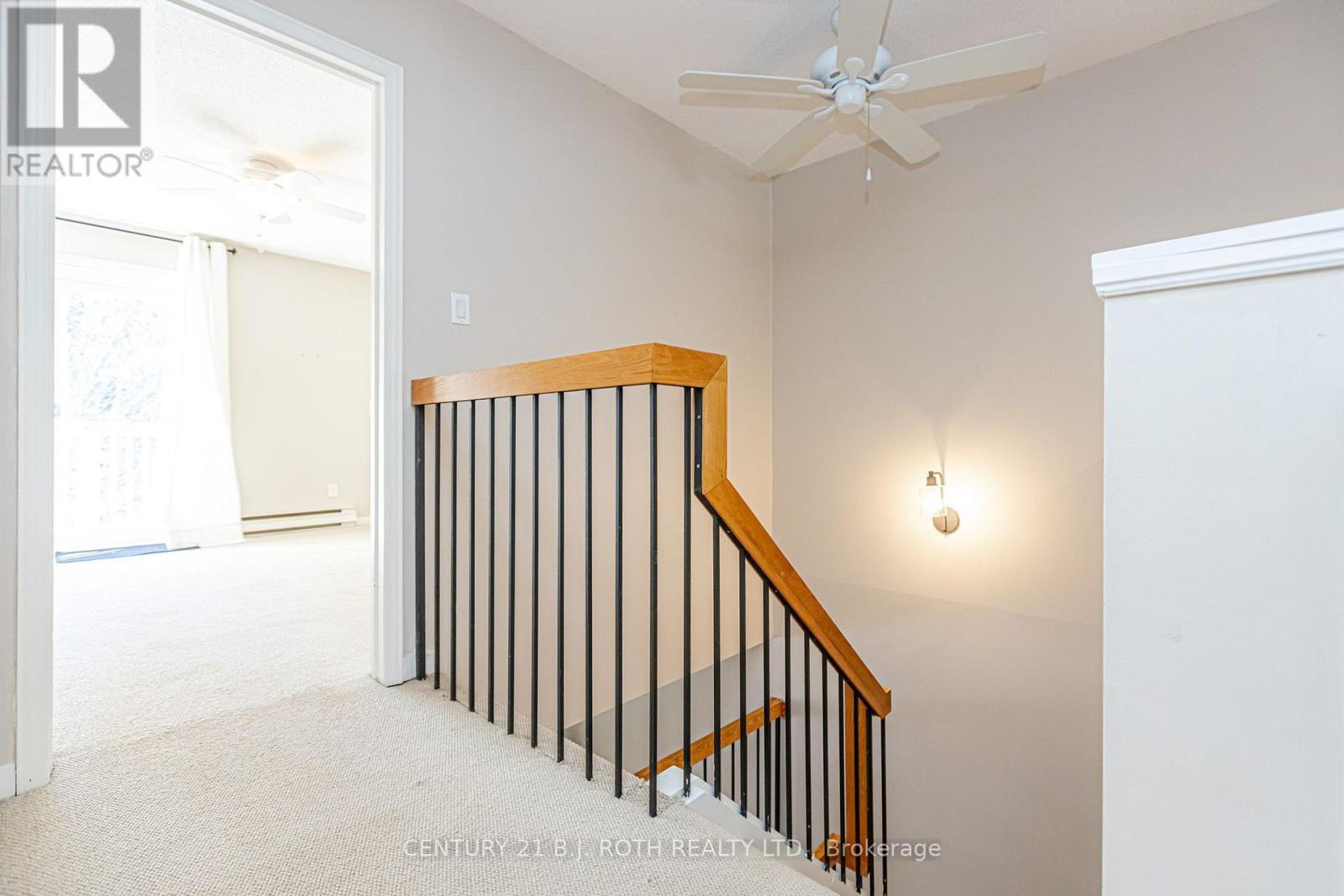 90 - 127 Alfred Street W, Blue Mountains, ON - Indoor Photo Showing Other Room