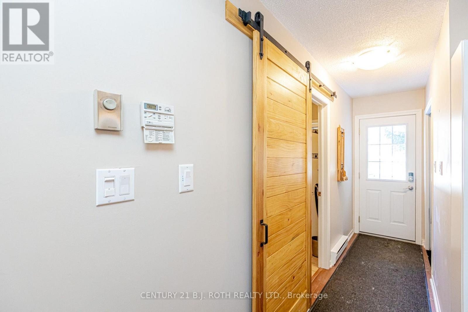 90 - 127 Alfred Street W, Blue Mountains, ON - Indoor Photo Showing Other Room