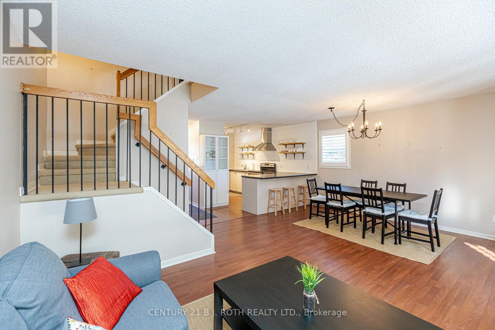 90 - 127 Alfred Street W, Blue Mountains, ON - Indoor