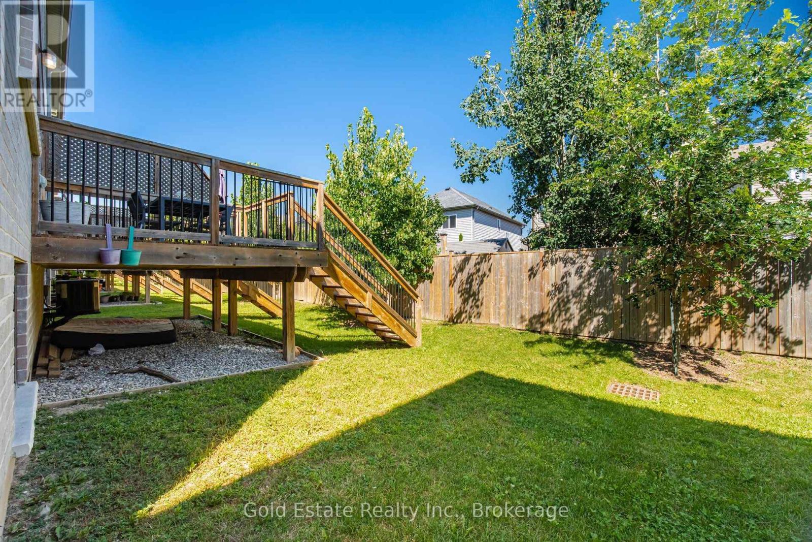 85 - 135 Hardcastle Drive, Cambridge, ON - Outdoor With Deck Patio Veranda
