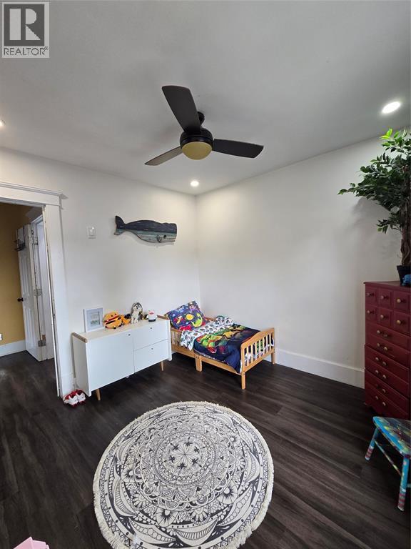 141 Richard Street, Sarnia, ON - Indoor Photo Showing Bedroom