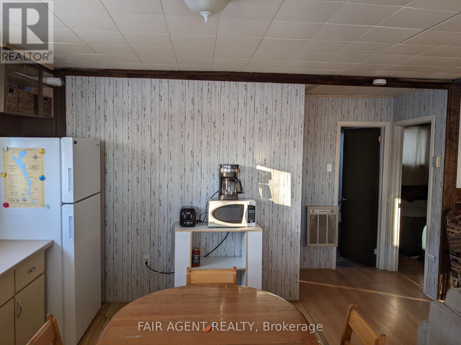 Cottage 4 - 743022 & 743024 Dawson Point Road, Timiskaming (Tim - Outside - Rural), ON - Indoor