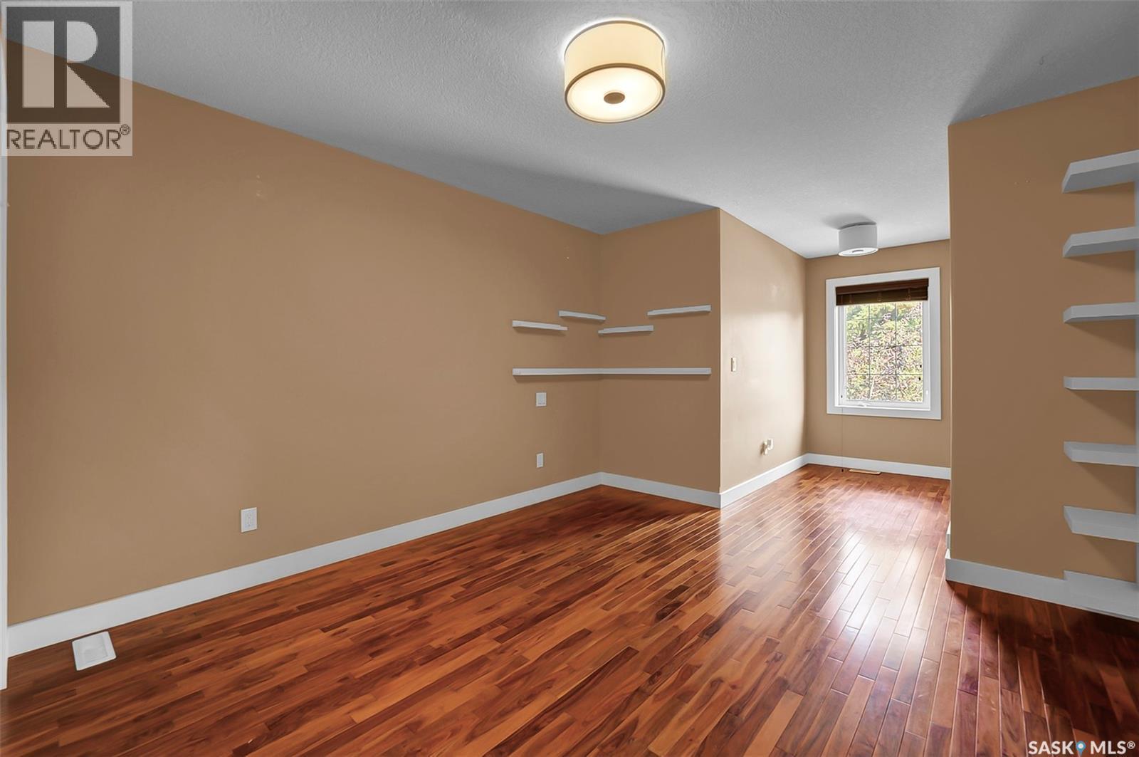 2218 St Andrews Avenue, Saskatoon, SK - Indoor Photo Showing Other Room