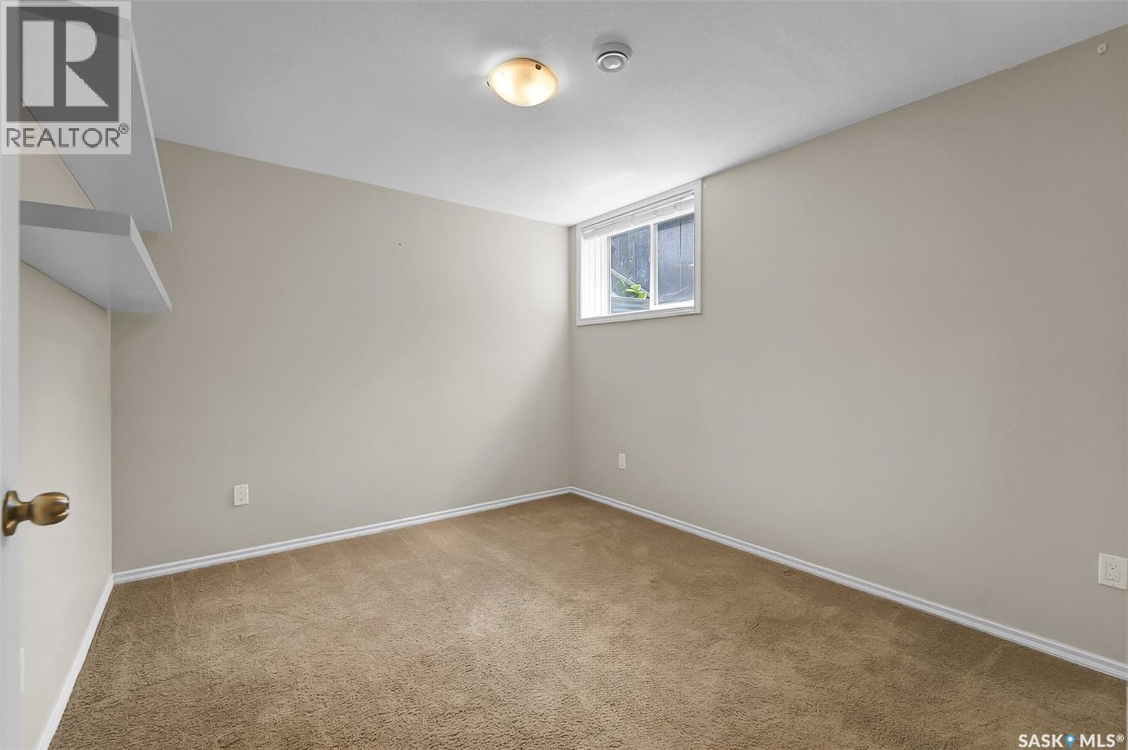 2218 St Andrews Avenue, Saskatoon, SK - Indoor Photo Showing Other Room