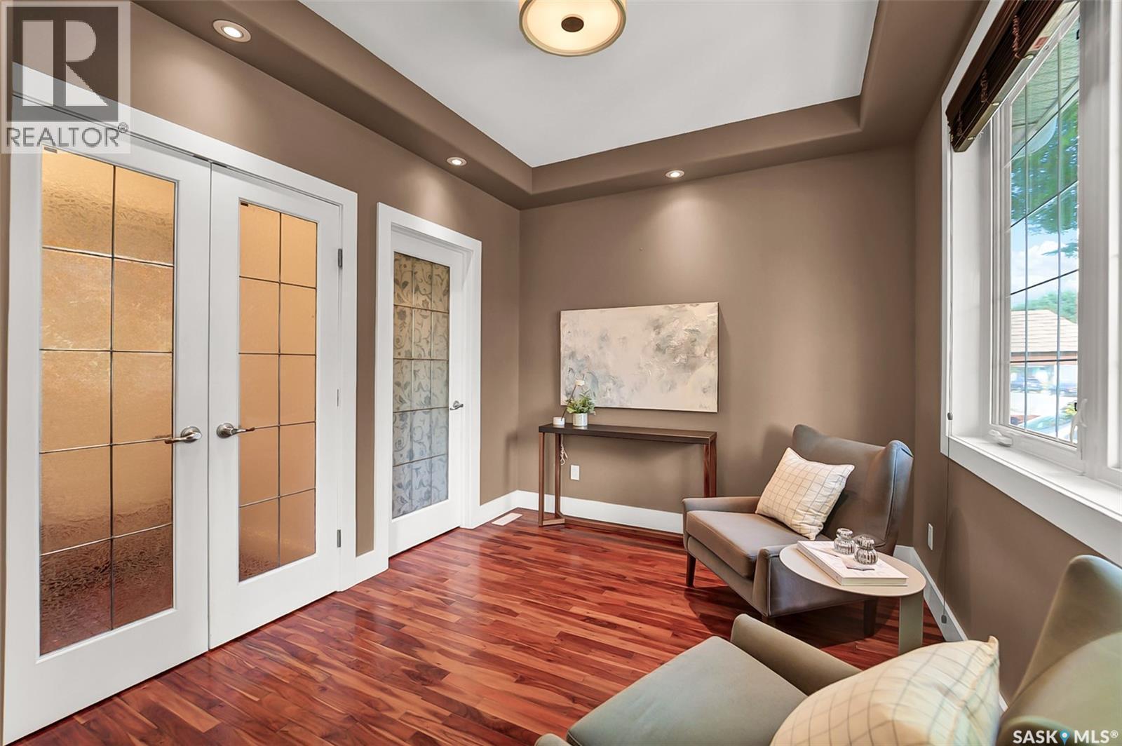 2218 St Andrews Avenue, Saskatoon, SK - Indoor Photo Showing Other Room