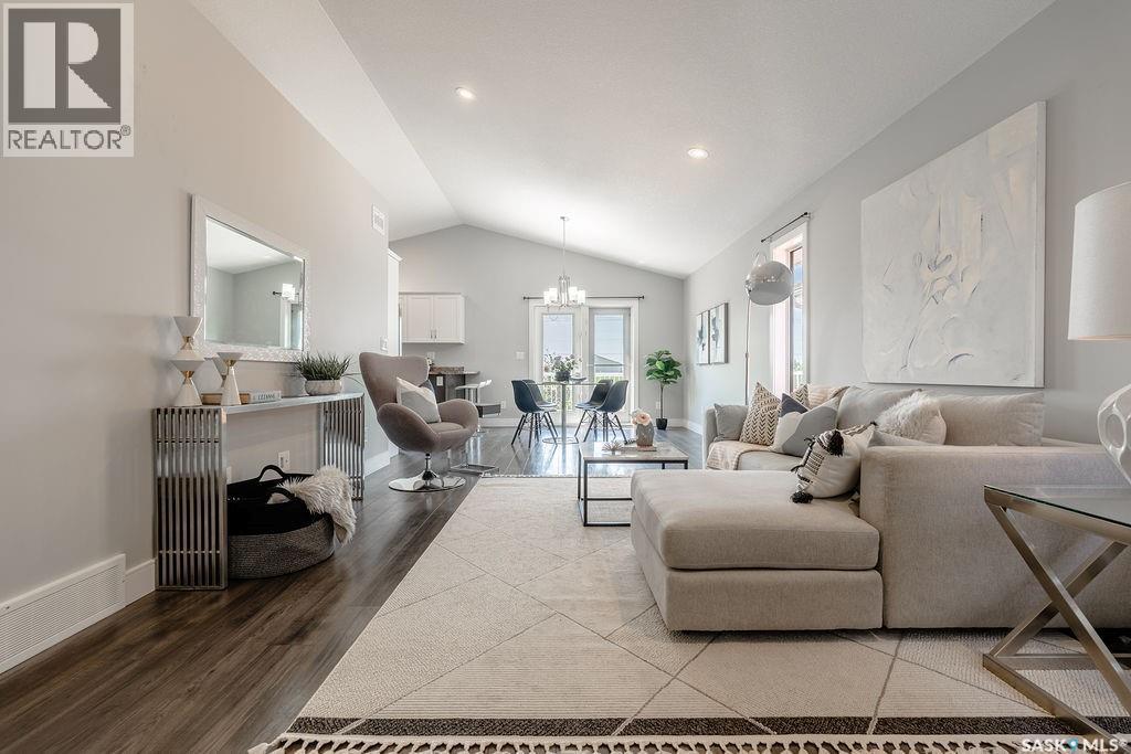 113 Beaudry Crescent, Martensville, SK - Indoor Photo Showing Living Room