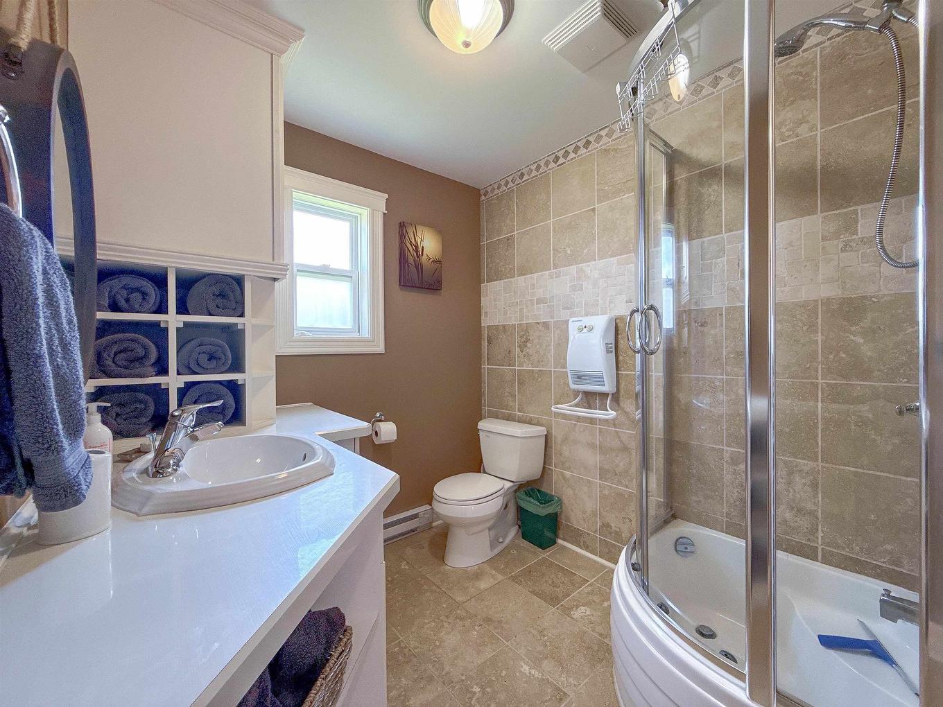 11 Bay View Lane, Launching, PE - Indoor Photo Showing Bathroom