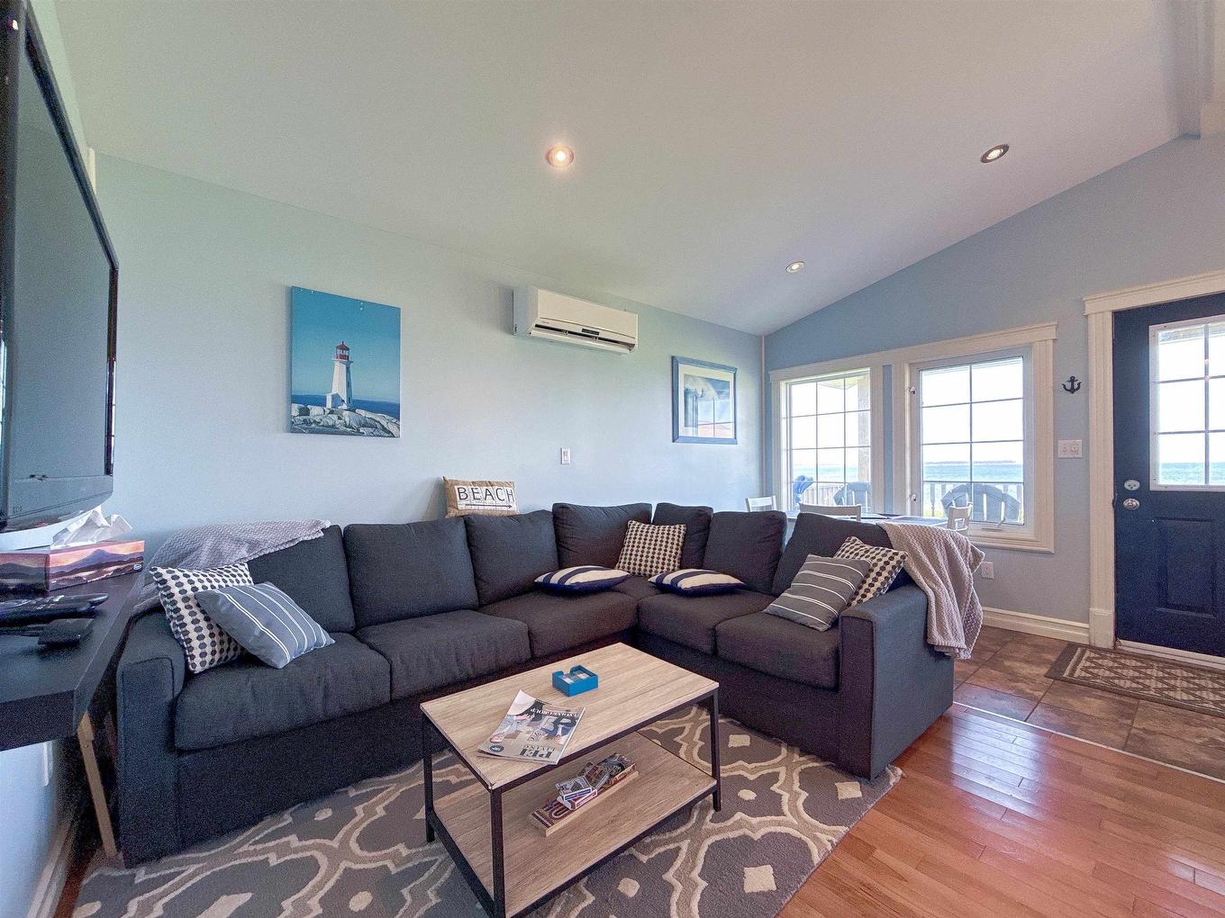 11 Bay View Lane, Launching, PE - Indoor Photo Showing Living Room