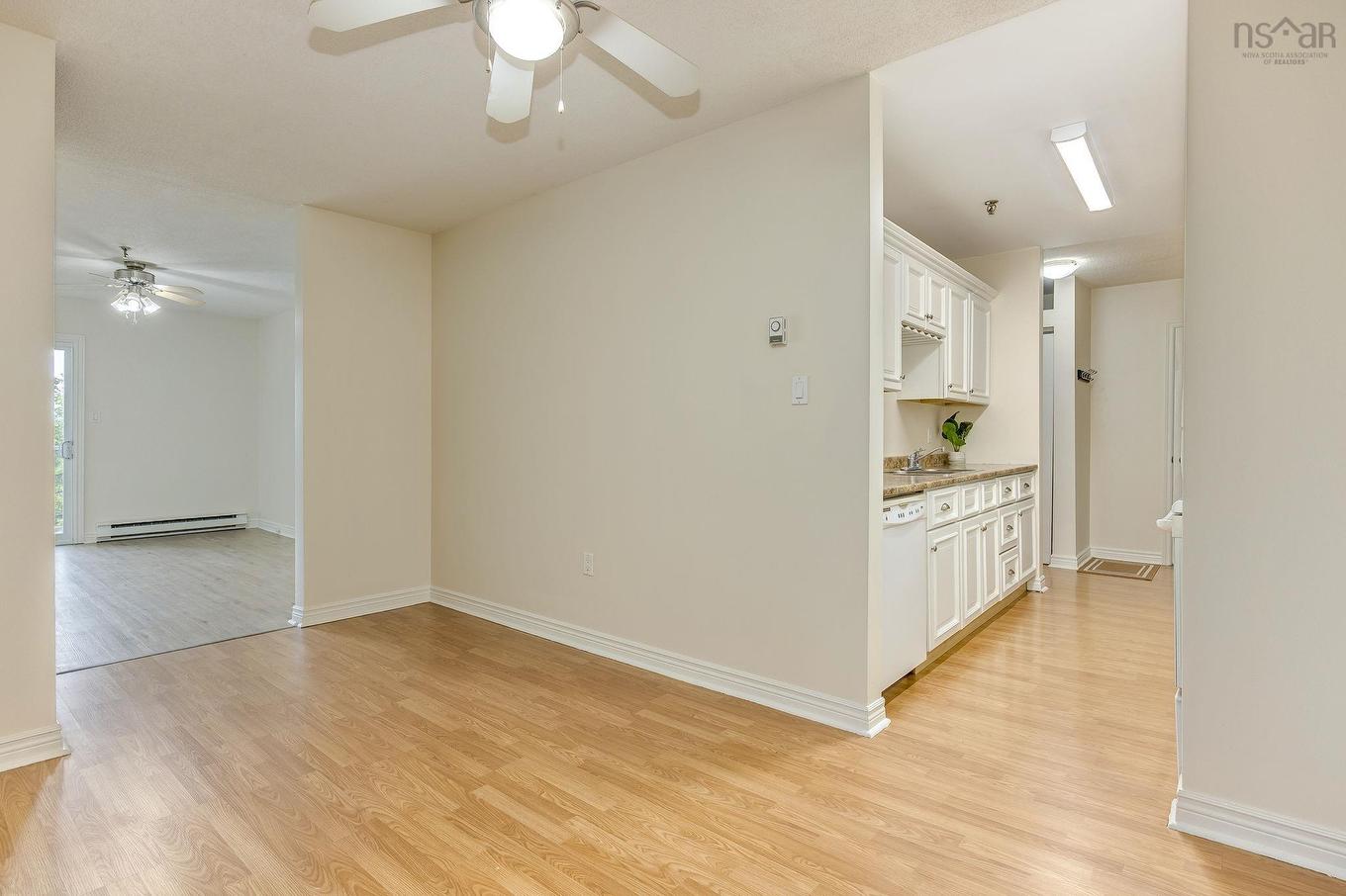 #417 15 Langbrae Drive, Clayton Park, NS - Indoor