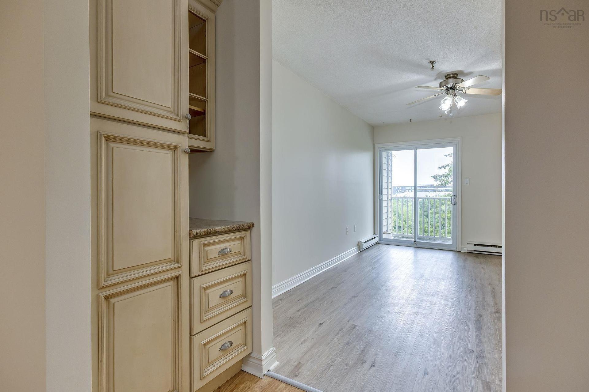 #417 15 Langbrae Drive, Clayton Park, NS - Indoor Photo Showing Other Room
