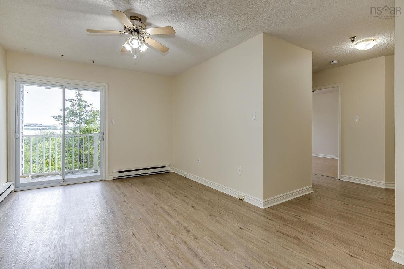 #417 15 Langbrae Drive, Clayton Park, NS - Indoor Photo Showing Other Room