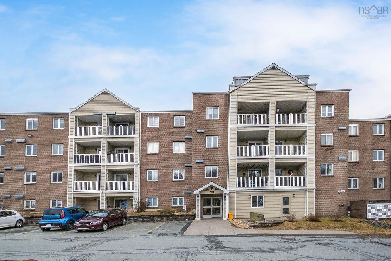 #417 15 Langbrae Drive, Clayton Park, NS - Outdoor With Balcony