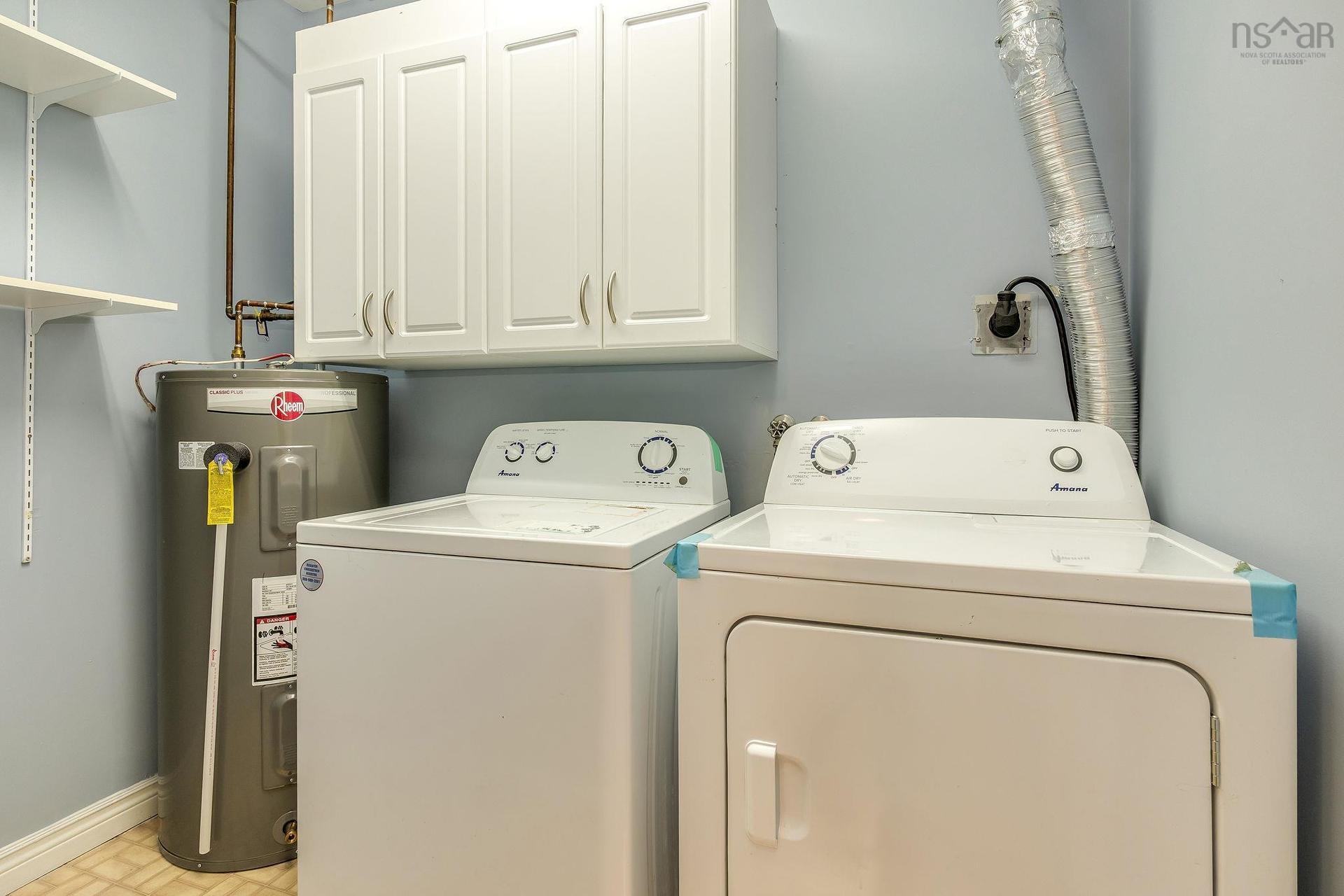 #417 15 Langbrae Drive, Clayton Park, NS - Indoor Photo Showing Laundry Room