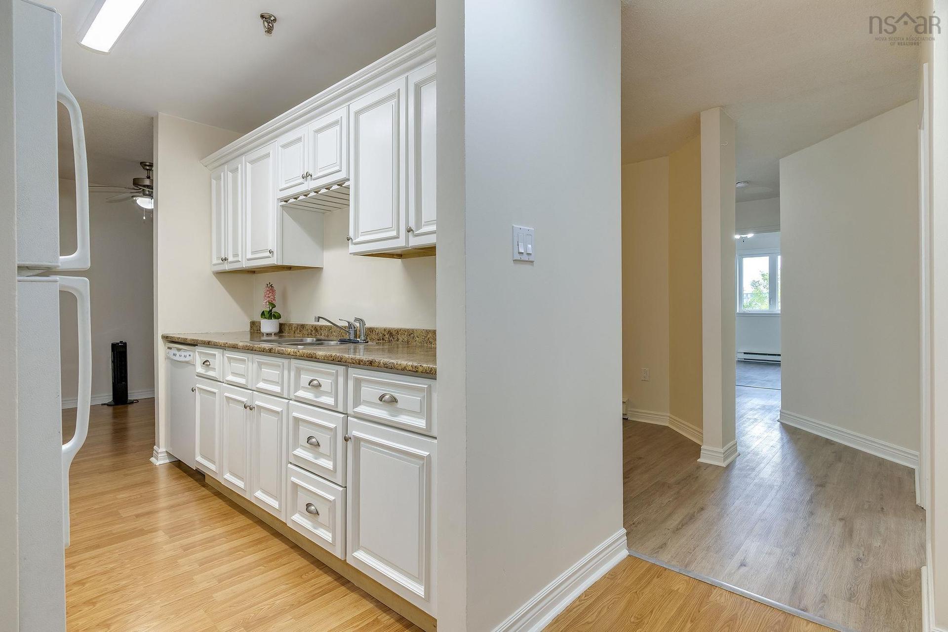 #417 15 Langbrae Drive, Clayton Park, NS - Indoor